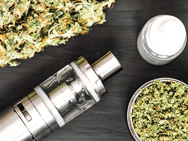 Grinders, Vaporisers & Carts: What Device Should I Use?
